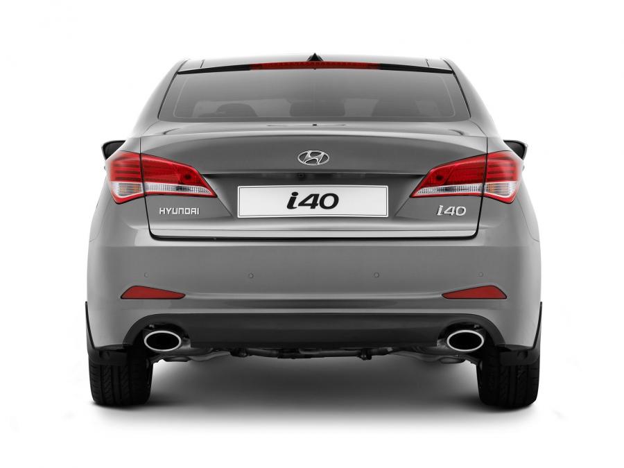 Hyundai i40 Sedan 2011 года  (фото 23 из 39)
